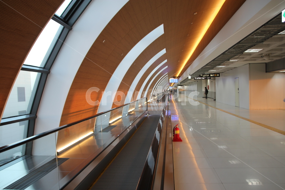 무빙워크,공항,김포공항,모던,실내,교통,교통수단,traffic,transportation,인테리어,실내디자인,interior design,airport