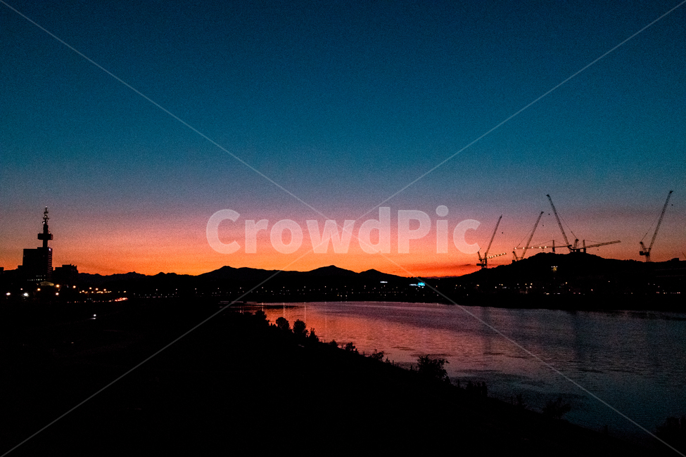 강,하천,river,sky,하늘,dawn,새벽,redsky,붉은하늘,sunset,일몰,dusk,황혼,야경,밤,풍경,nightscape,night,landscape