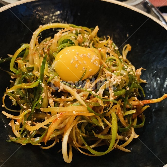 food,푸드,파,계란,노른자,파무침,요리,음식,반찬,메뉴,음식,식재료,요리,food,cook,meal,dishes,food reserves