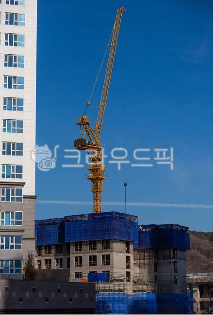constructioncrane,건설크레인,타워크레인,건설현장,건축현장,크레인,도심재개발현장,아파트건설현장,상가건축현장,주상복합빌딩,산업,기계,개발,아파트건축현장,건설업,건축업,현장,작업장,재개발,신도시,도시,철골