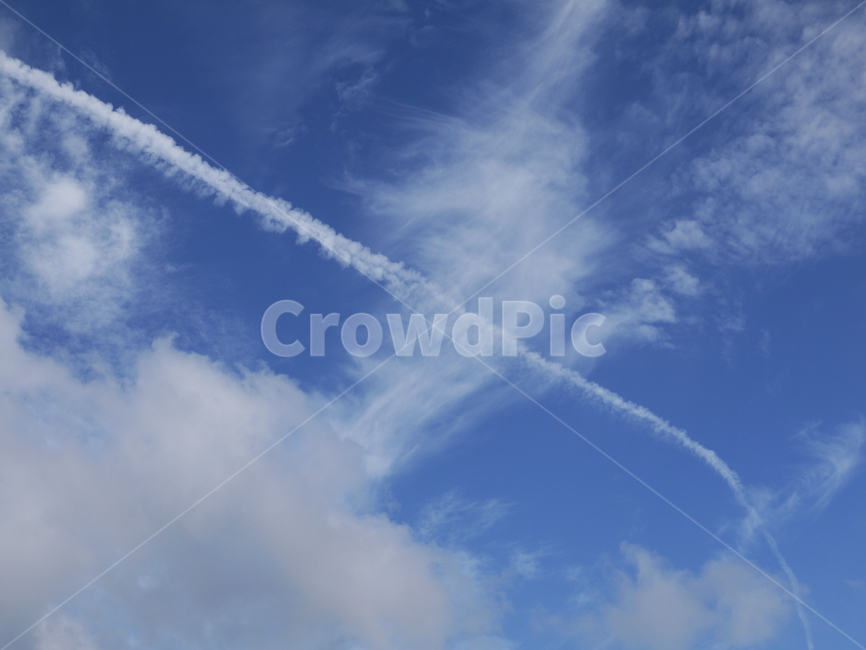 sunshine,season,cumulus,sunny,color,wind,freedom,heavenly,whiteclouds,skyclouds,skybackground,azure,fresh,pure,seasonal,meteorology,peace,view,landscape,soft,pattern,clouds,scenic,design,backdrop,daylight,natural,environment,sunlight,cloudscape,atmosphere,beauty,cloud,high,climate,bright,air,beautiful,white,heaven,cloudy,light,background,weather,nature,blue,sky,하늘,자연,날씨,배경,아름다운,푸른,구름,구름풍경,흐린,적운,환경,신선한,천국,높은,경치,풍경화,하늘구름,하늘배경,햇빛,흰구름