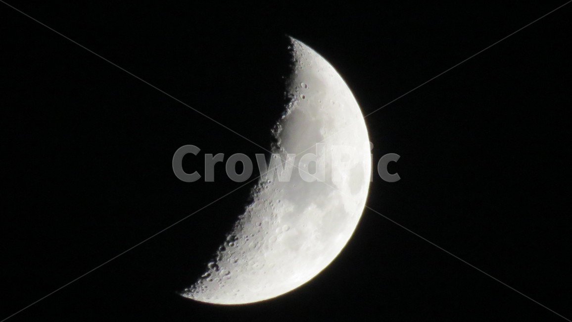 달,반달,moon,달확대,하프문,밤하늘,야경,밤,풍경,nightscape,night,landscape,outer space,대기권 밖,outdoors,옥외,universe,우주,astronomy,천문학,nature,자연