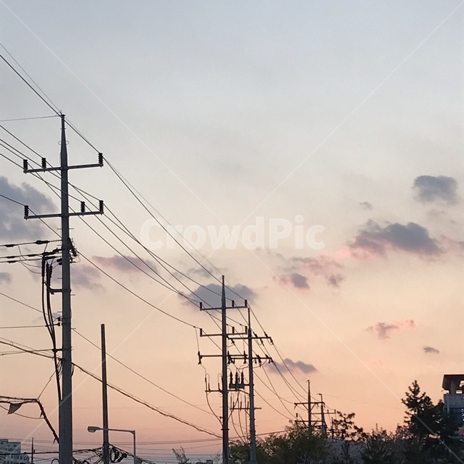sky,pretty background,evening glow,city,clear sky,sunset sky,dinner,flavor,cloud,background,sunset,telephone pole