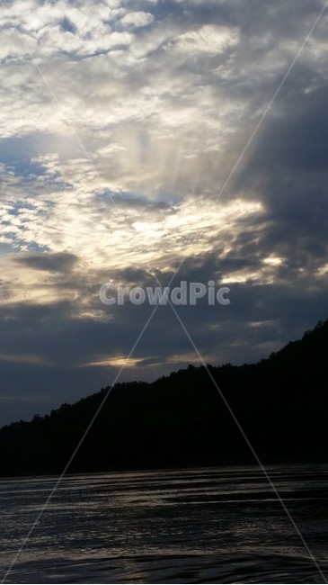 강,구름,하늘,검은,산,nature,자연,outdoors,light,빛,자연,풍경,nature,landscape