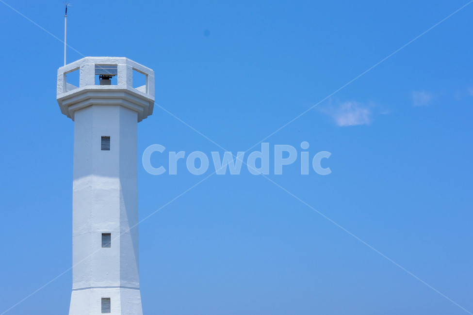 하얀색등대,하늘,architecture,건축물,building,건물,tower,등대,lighthouse,등대,lighthouse