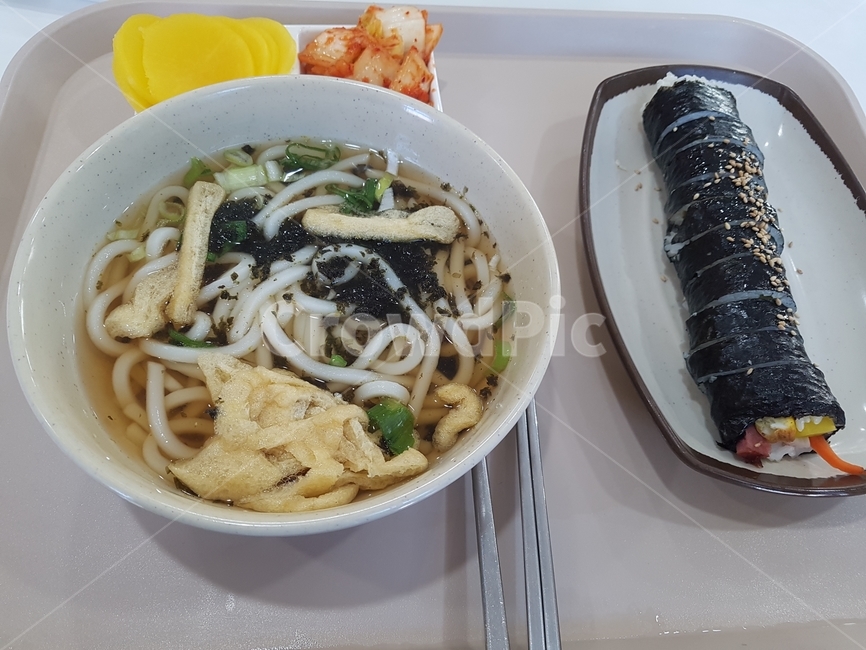 학식,대학교,김밥,우동,분식,음식,식재료,요리,food,cook,meal,dishes,food reserves