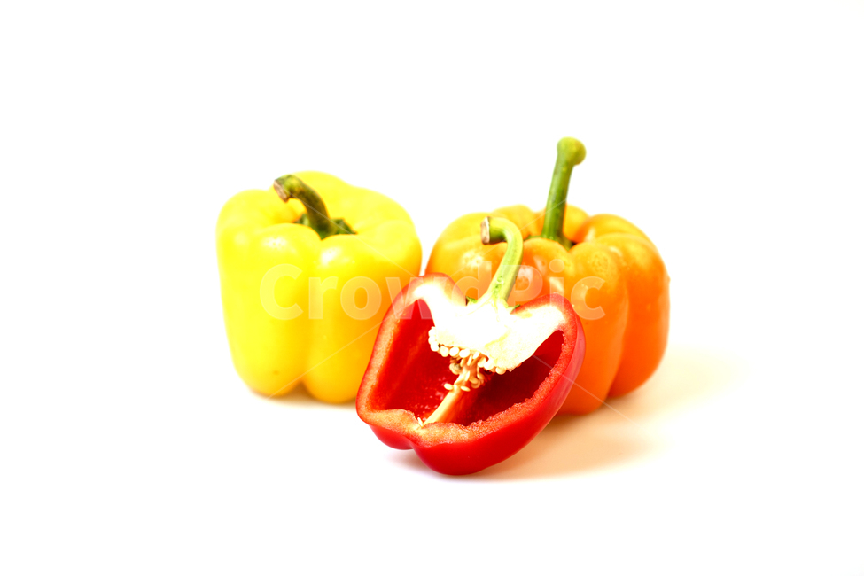 파프리카,피망,야채,채소,식물,열매,음식,디저트,웰빙,신선한,프레쉬,새콤한,달콤한,비타민,다이어트,건강,배경,백그라운드,아웃포커스,접사,근접,누끼,오브젝트,컨셉,음식,식재료,요리,food,cook,meal,dishes,food reserves,채소,야채,vegetables,누끼,remove background