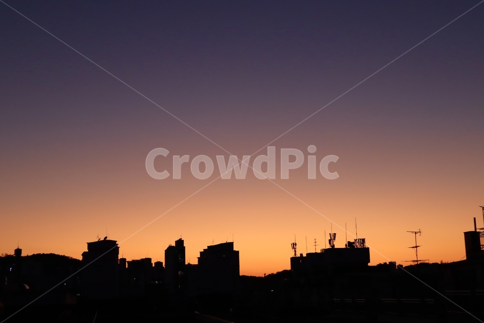 옥외,붉은하늘,sky,하늘,silhouette,실루엣,sunset,일몰,서울살이,도시,풍경,city,landscape,실루엣,그림자,silhouette,shadow