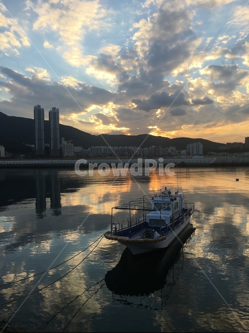 바다,자연,풍경,배,도시,강,하늘,산업,industry,industrial,어업,fishery,fishing industry