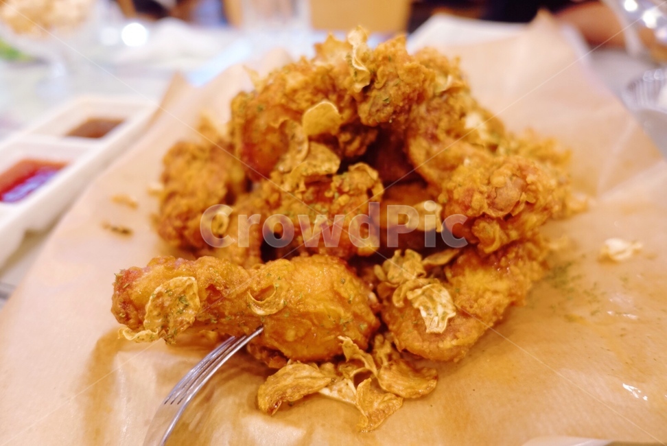 치킨,마늘간장치킨,닭고기,음식,안주,음식,식재료,요리,food,cook,meal,dishes,food reserves,육류,고기,meat
