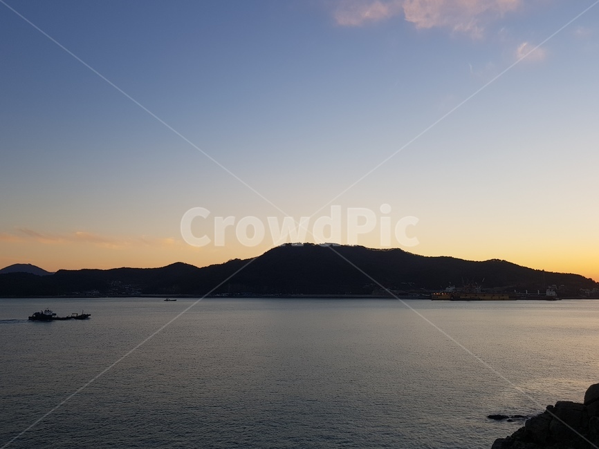 여수,여수바다,여수노을바다,바다,노을,자연,풍경,nature,landscape,land,땅,outdoors,옥외,water,물,ocean,대양,sea,shoreline,해안선