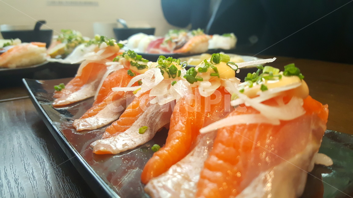 연어,연어초밥,초밥,생연어,일식