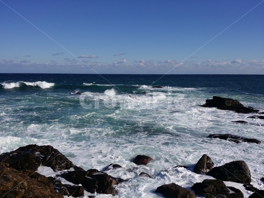 바다,파도,하늘,바위,blue,sea,wave,sky,rock,자연,풍경,nature,landscape,water,물,ocean,대양,outdoors,옥외,sea waves