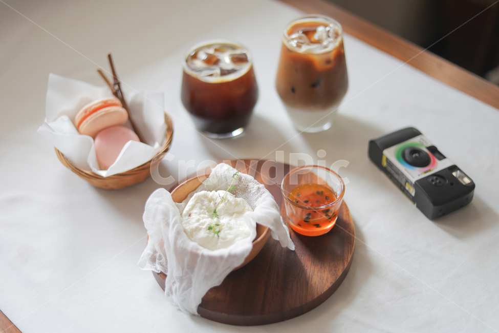 마카롱,dessert,바구니,플레이팅,마카롱카페,macaron,머랭,쿠키,food,디저트,크렘드앙쥬,당주,패션후르츠,카페플레이팅