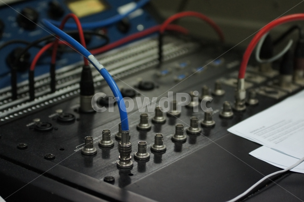 오디오,audio,기계,장비,machine,사무,office,믹서,콘솔,mixer,음악,music,산업,industry,industrial,정보통신기술,전자기기,전자제품,it,information,technology,electronic equipment,악기,음향기기,musical instrument,musical equipment