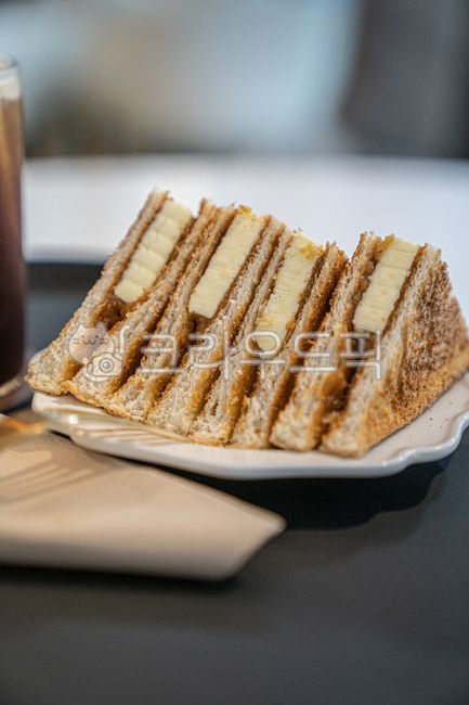 Kaya Jam,toast,bread,butter,cafe,dessert,Kaya Toast,food