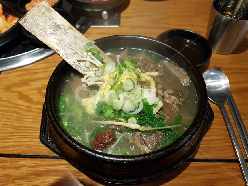 왕갈비탕,왕갈비,갈비탕,뼈,국물,음식,음식,식재료,요리,food,cook,meal,dishes,food reserves,한식,한국음식,한국요리,korean food,korean dishes,korean meal,korean cook