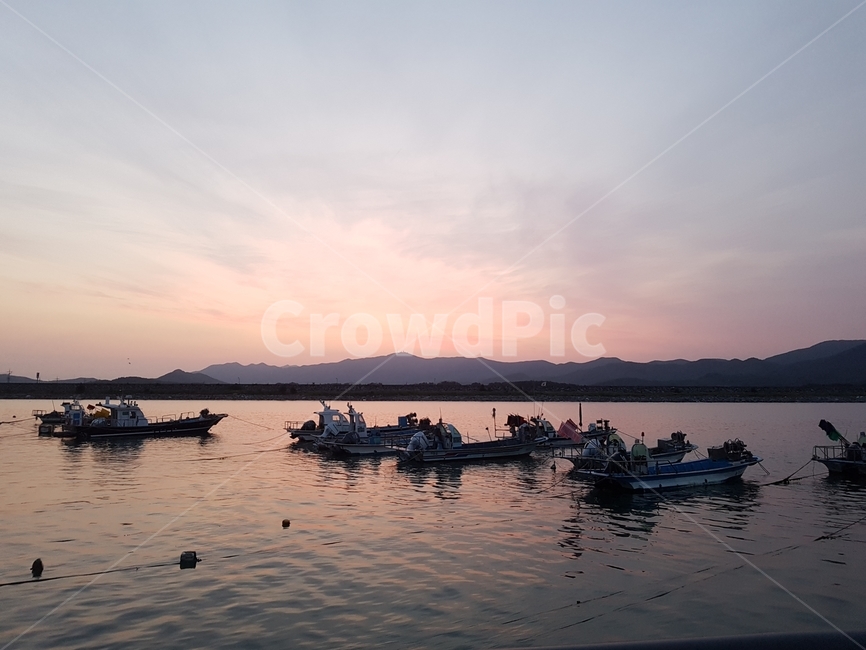 낚시,바다,낚시터,배,산,석양,하늘,밤낚시,산업,industry,industrial,어업,fishery,fishing industry