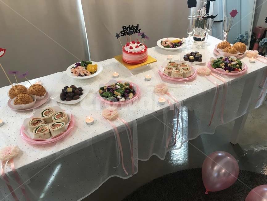 브라이덜샤워,food,음식,디저트,케이크,샌드위치,풍선,pink,핑크,분홍,축제,행사,festival,carnival,event