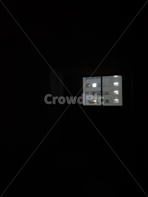 어두움,빛,대조,아파트,불빛,야경,밤,풍경,nightscape,night,landscape