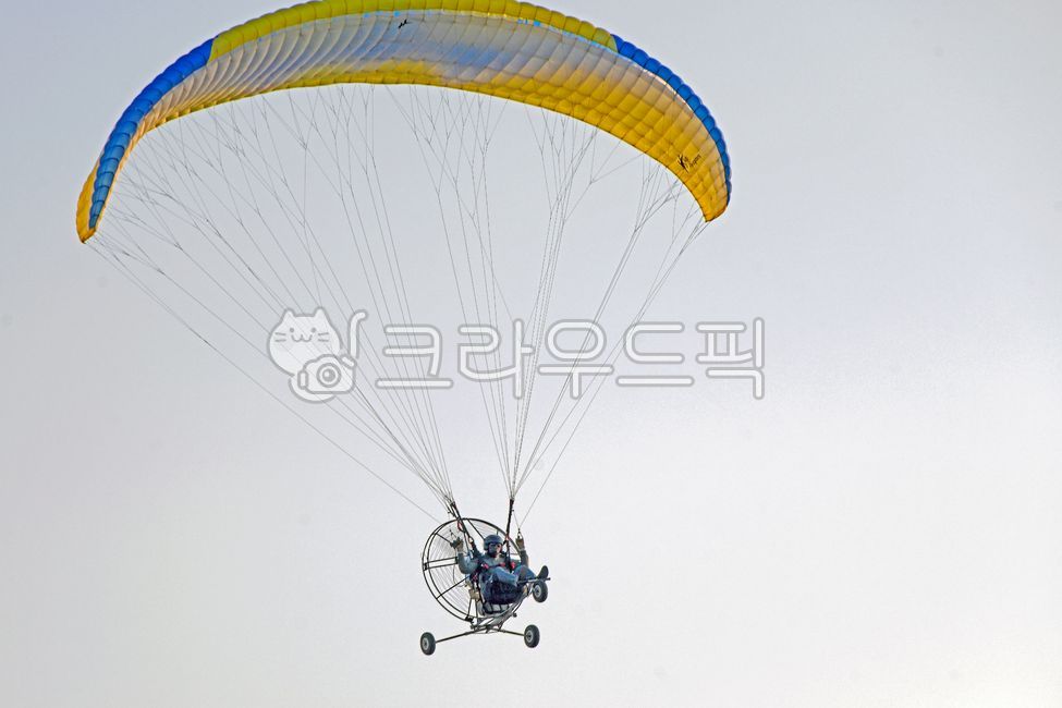 모터패러글라이딩,글라이딩,레저,작은엔진,프로펠러,동력패러글라이더,레포츠,motorparagliding,하늘