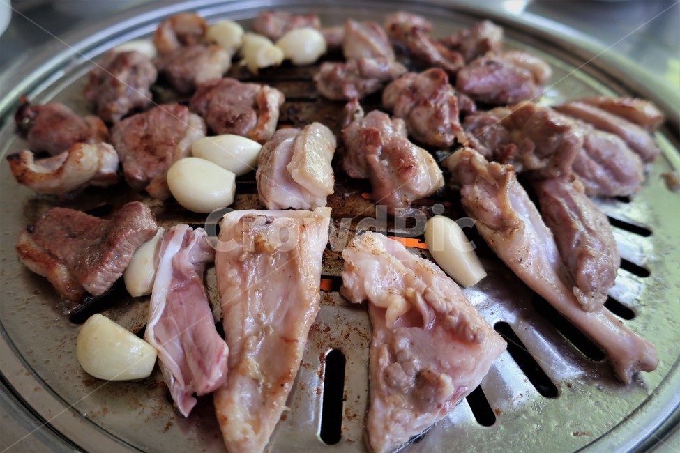 오리,생고기,주물럭,고기,요리,음식,양념,구이,숙성,육류,식재료,불판