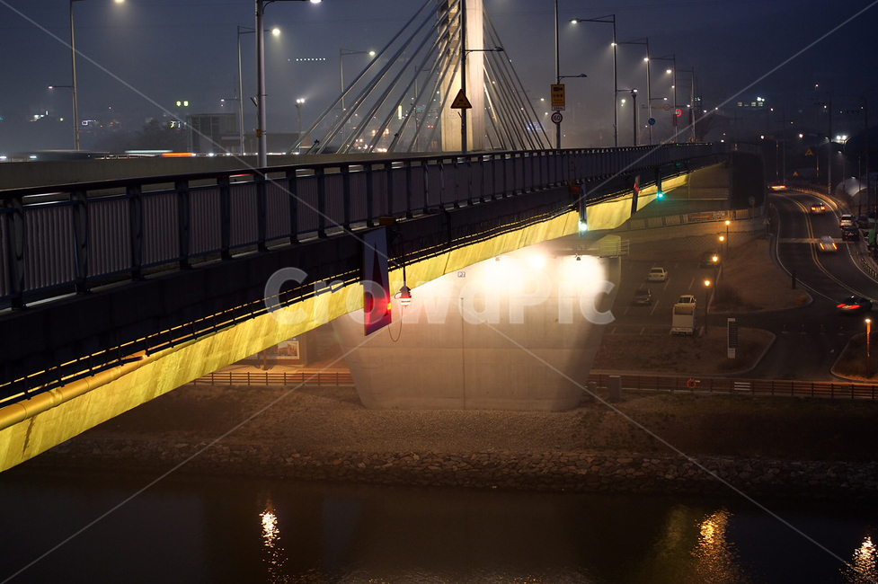 시천교,다리,야경,장노출,강,가로등,흐림,야경,밤,풍경,nightscape,night,landscape,building,건물