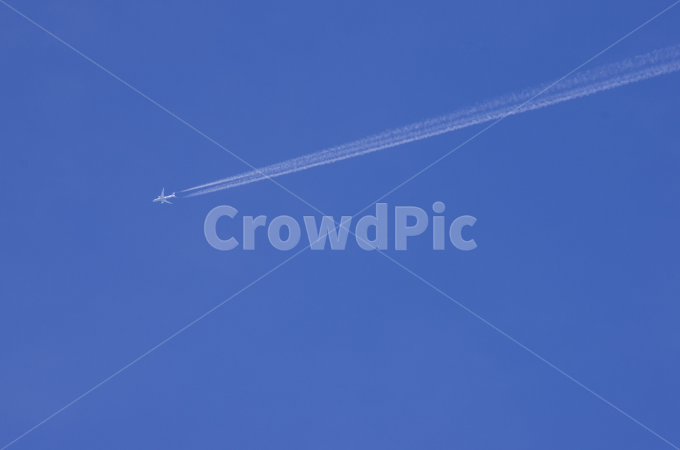 풍경,경치,감성,자연,하늘,푸른하늘,스카이,구름,여름,비행운,contrail,궤적,비행기
