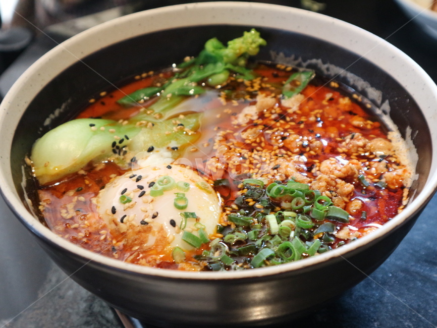bowl,사발,dish,food,음식,meal,식사,탄탄면,탄탄멘,요리,면요리,음식,식재료,요리,food,cook,meal,dishes,food reserves