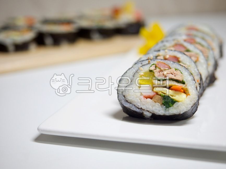Tuna kimbap,kimbab,asianfood,snack,pickled radish,vegetable,kim,tunakimbab,pickledradish,wellbeing,Korean food,wellness,Asian food,gimbap,cooking,koreanfood,seaweed,cuisine,wellness food,rice,korean,food,meal,wellbeingfood,background,snackbar,carrot