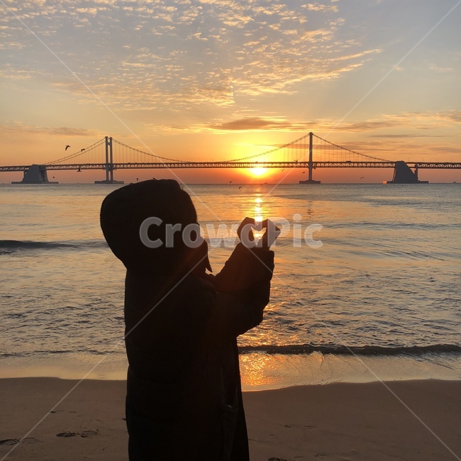 손하트사진,뒷모습포즈,뒷모습,일출,새해