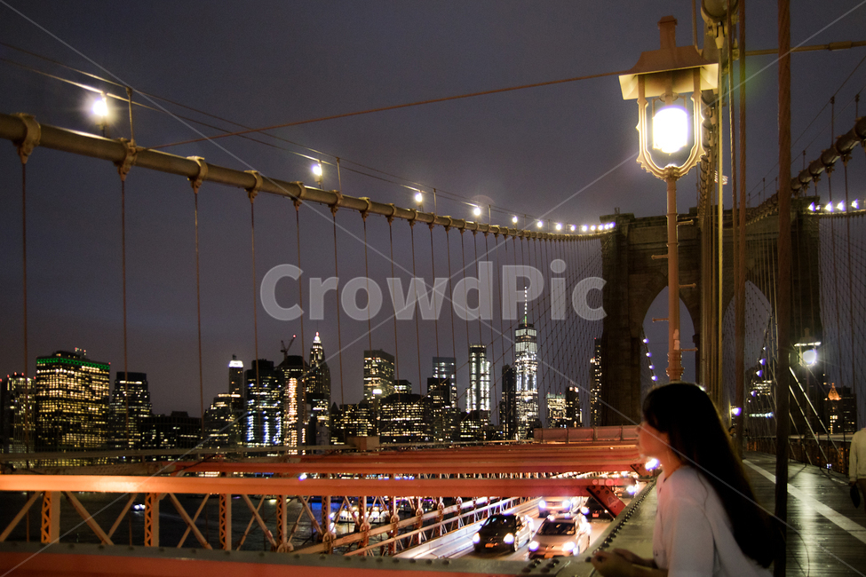 뉴욕,브루클린브릿지,야경,도시,다리,야경,밤,풍경,nightscape,night,landscape,도시,city,해외,외국,세계,foreign,oversea,world,세계도시풍경,해외도시풍경,외국도시풍경,world cityscape,사람,인물,인간,human,person,여성,여자,woman,female,lady,여행,휴가,traveling,vacation,trip,감성,sensible,feeling