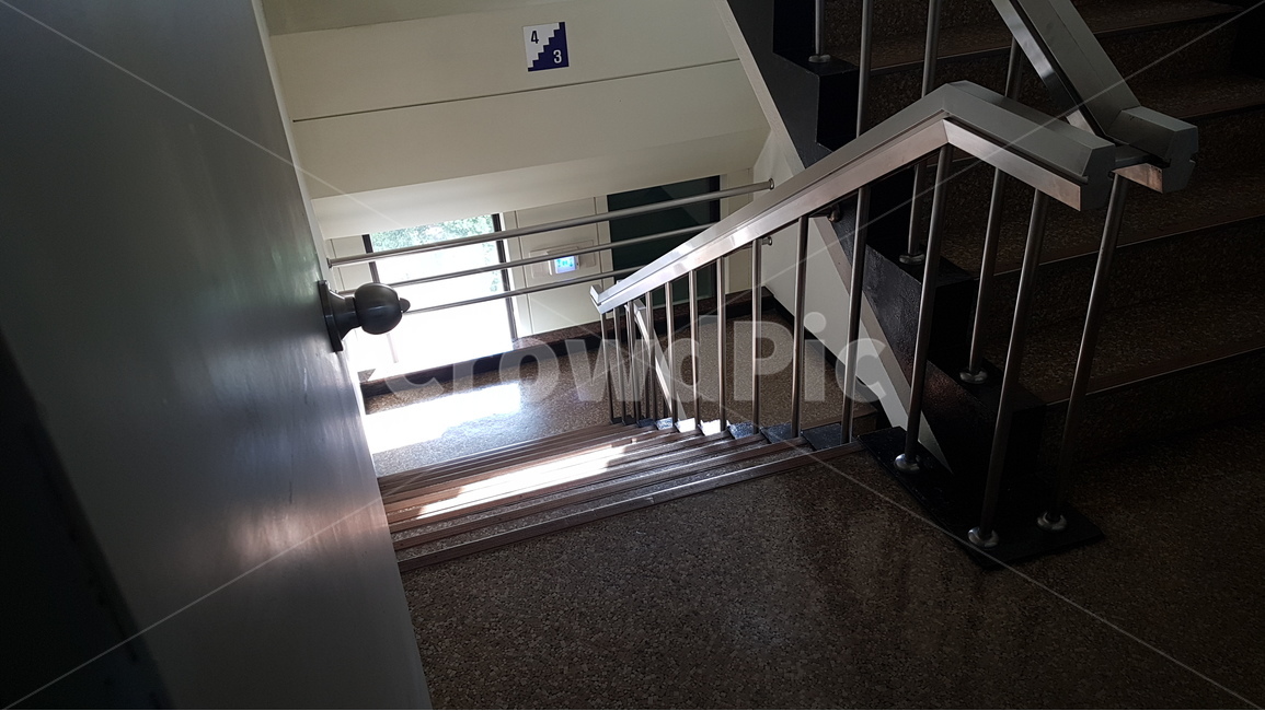 계단,복도,건물,비상구,비상계단,stair,staircase,인테리어,실내디자인,interior design