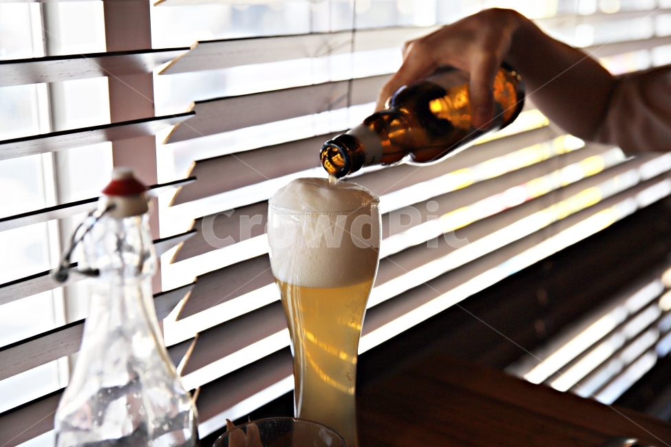 맥주,맥주거품,라거맥주,데이트,술,술,주류,alcohol