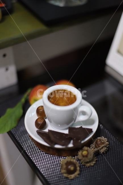 커피,가을,가을느낌,홈카페,에스프레소,아메리카노,커피한잔,힐링,휴식,음료수,drink,beverage,커피,카페,coffee,cafe