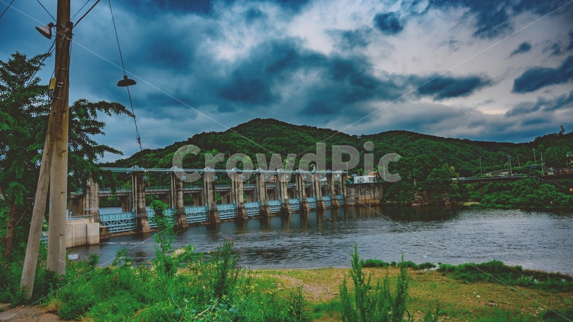 댐,전봇대,구름,강,산,나무,자연,풍경,nature,landscape,water,물,waterfront,워터 프론트,outdoors,옥외,pier,교각,port,포트