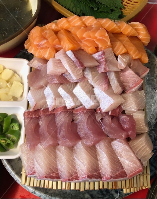 음식,회,해산물,방어,연어,food,음식,식재료,요리,food,cook,meal,dishes,food reserves,수산물,해산물,fishery products,seafood