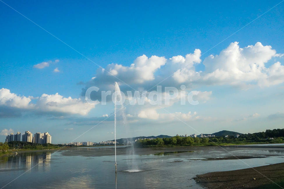 호수,분수,구름,하늘,건물,반영,자연,풍경,nature,landscape,water,물