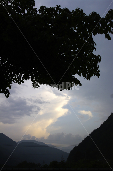 하늘,구름,그림자,산,풍경,자연,풍경,nature,landscape,outdoors,옥외,flare,플레어,light,빛