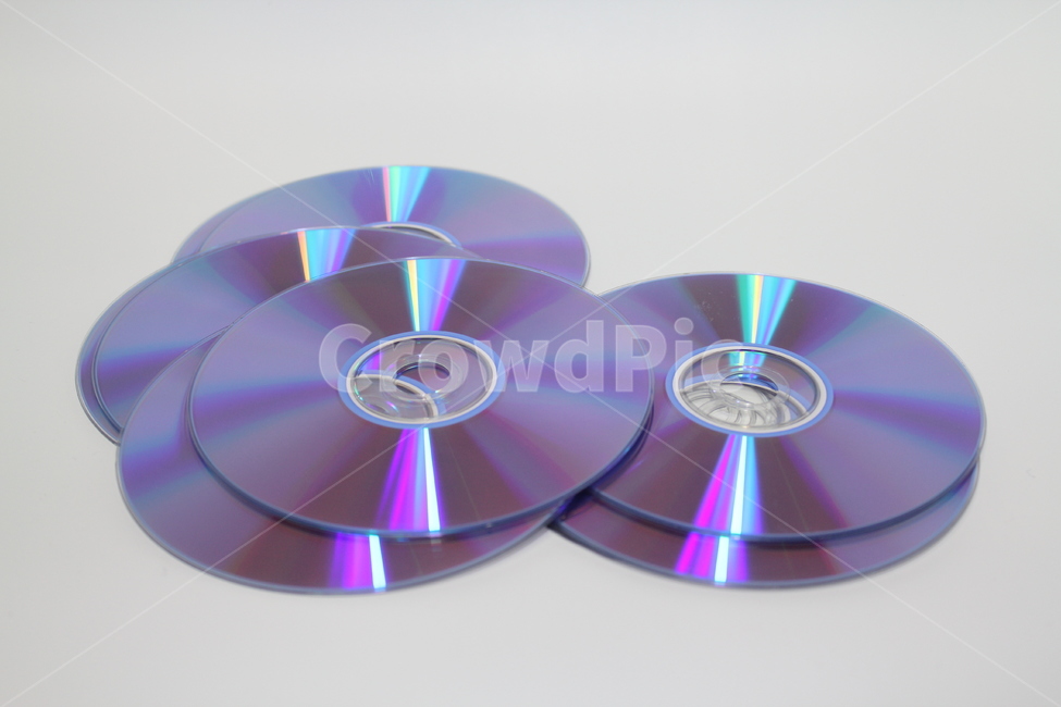 cd,시디,저장장치,컴팩트디스크,영상저장,dvd,디브이디,사물,물건,오브젝트,thing,object,matter