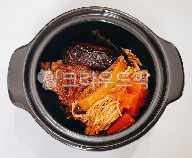 한우소갈비찜,소갈비찜,갈비찜,한우,고기,소,육류,양념,매운소갈비찜,매운갈비찜,찜,갈비,소고기,소갈비,음식,요리,식사,식재료,먹방,food,dish,cook,meal,meat