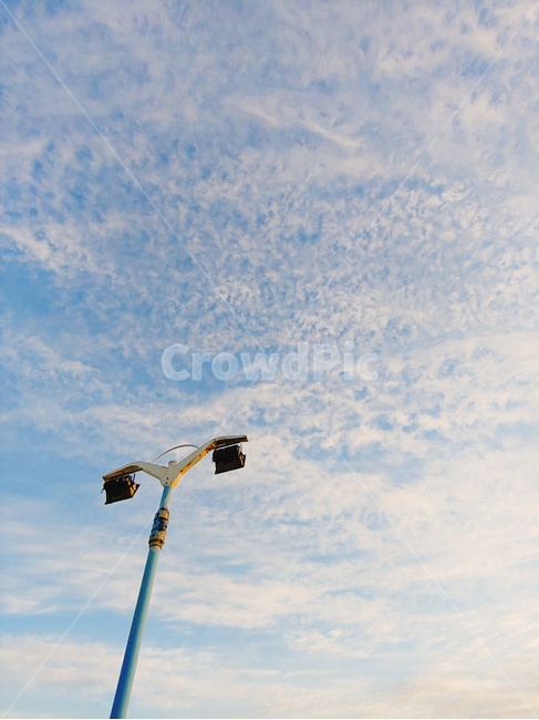가로등,하늘,구름,파란색,흰색,자연,풍경,nature,landscape,lamp post,램프 포스트