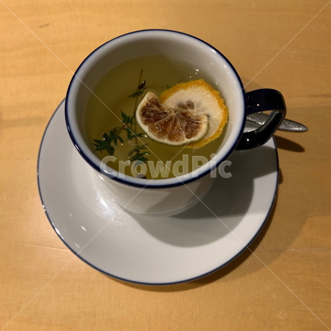레몬티,허브티,허브차,레몬차,카페,tea,herbaltea,lemontea,teacup,breaktime,음료수,drink,beverage