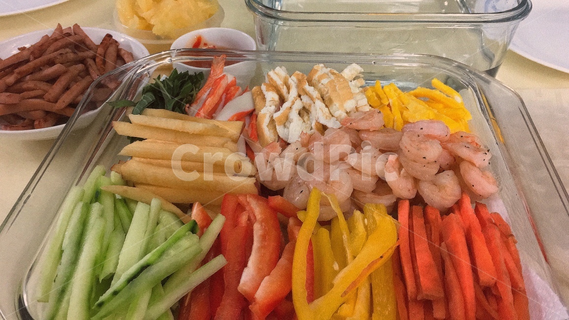 월남쌈,베트남,ricepaper,새우,야채,소스,피망,파인애플,게맛살,시금치,계란,당근,오이,사과,건강,소시지,햄,라이스페퍼,시큼함,달달함,음식,식재료,요리,food,cook,meal,dishes,food reserves