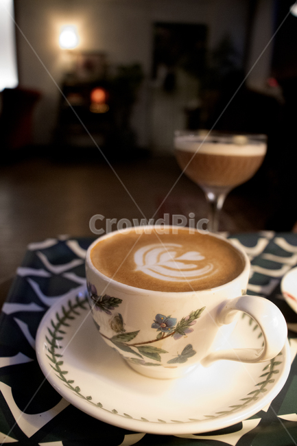cup,컵,beverage,마실것,drink,음주,coffeecup,커피컵,빈티지,빈티지카페,카페,분위기,레트로,뉴트로,라떼,라떼아트,커피,카페,coffee,cafe