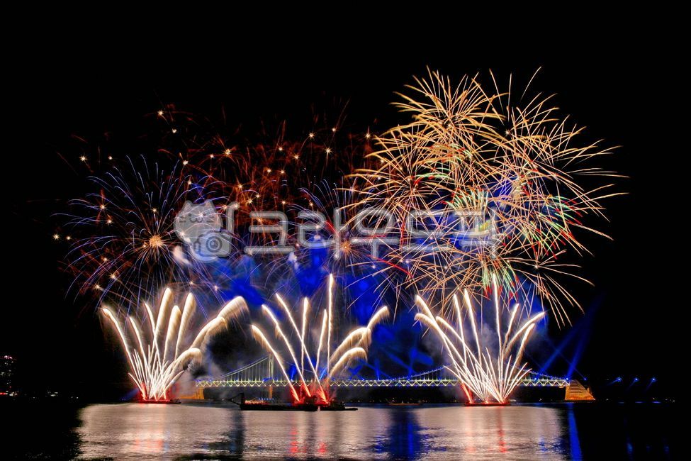 Busan Festival,fireworks night view,Fireworks festival,Gwangalli Festival,fireworks,Fireworks