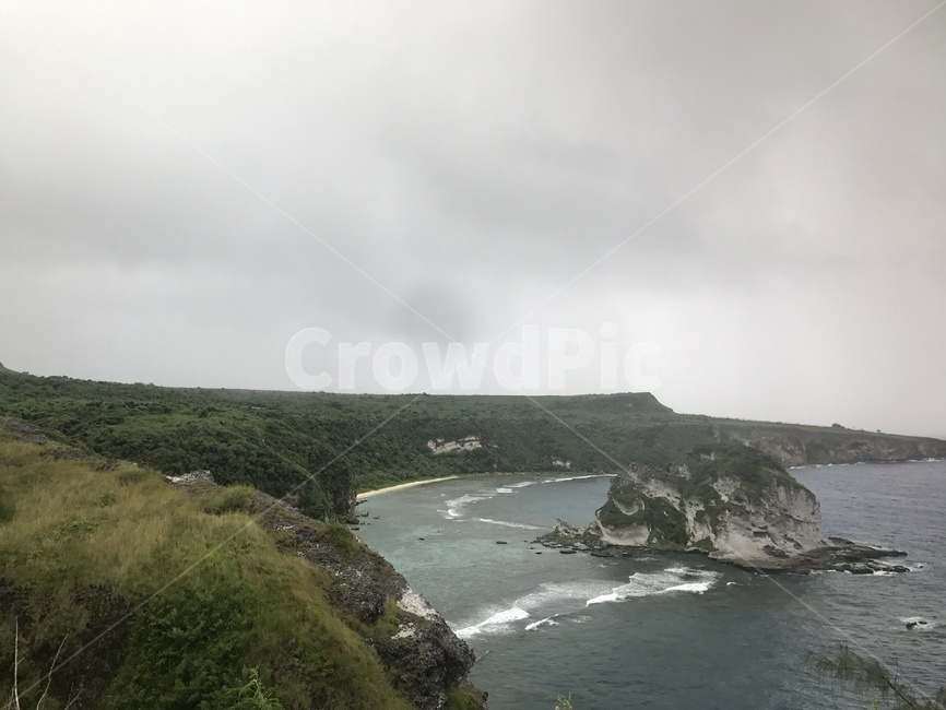 outdoors,옥외,land,나라,nature,자연,water,물,shoreline,해안선,sea,바다,ocean,대양,promontory,곶,coast,연안