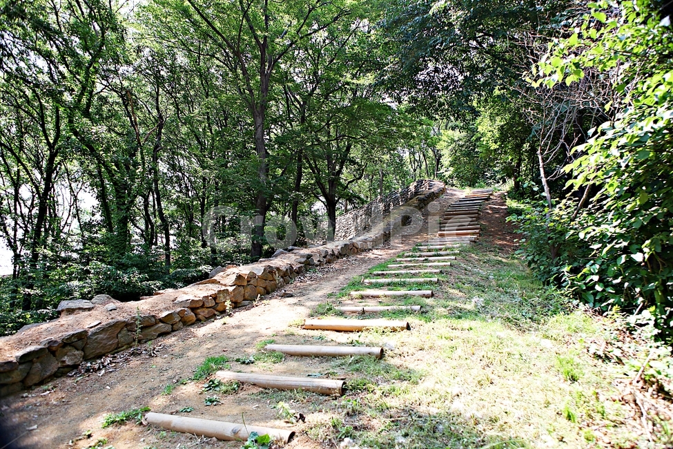 전등사,전등사둘레길,성곽,길,돌담,풍경
