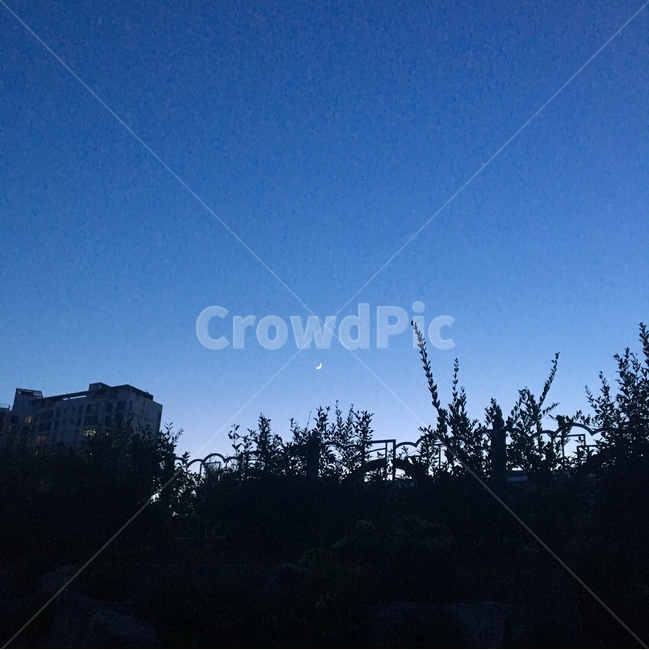 달,초승달,moon,crescent,하늘