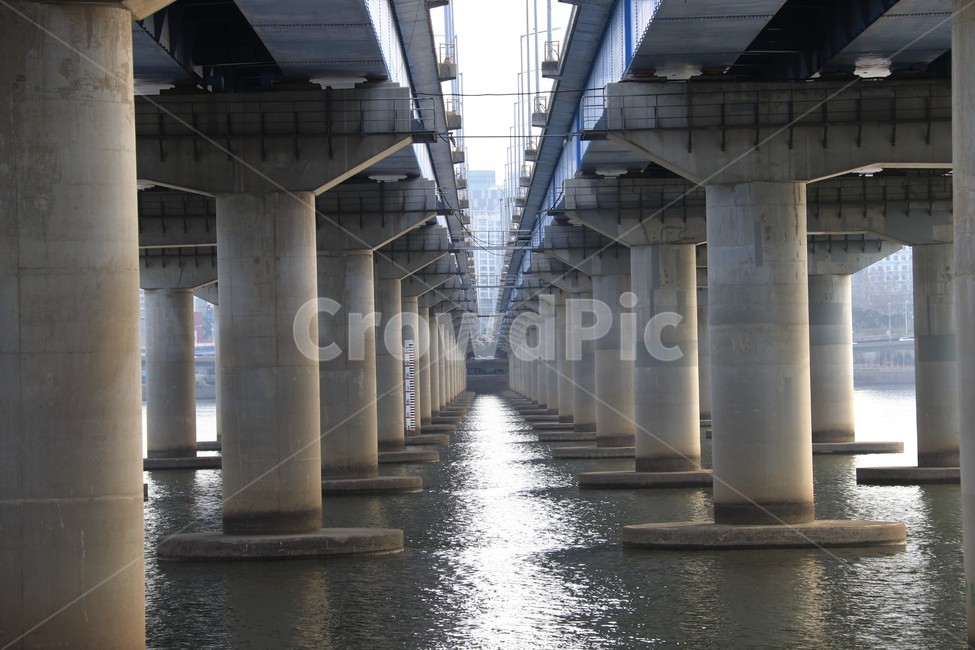 다리,bridge,물,기둥,water,대칭